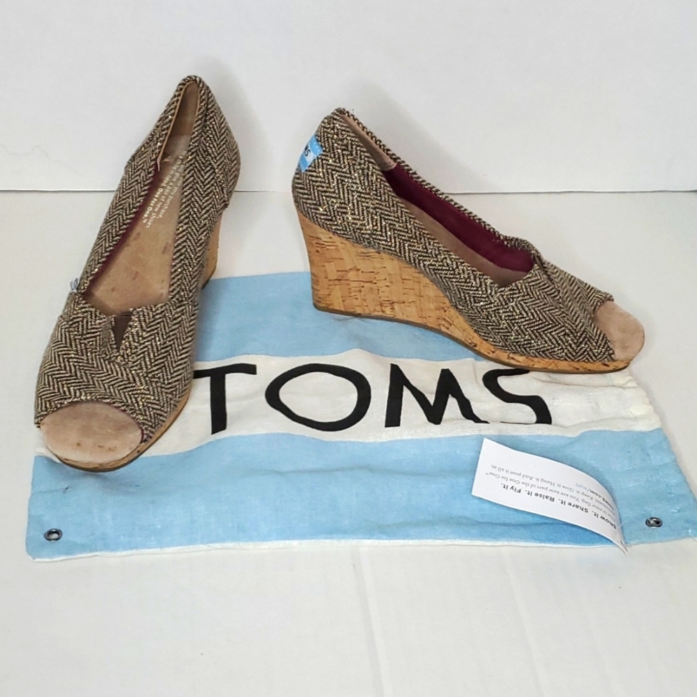 NWT Tom's Brown Herringbone Stella Peep Toe Wedge Sandal
